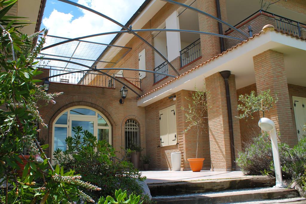 Le Nicchie Guest House Lucera Ngoại thất bức ảnh